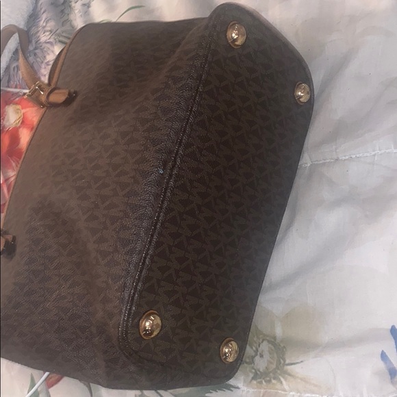 Micheal kors tote bag - Picture 5 of 5